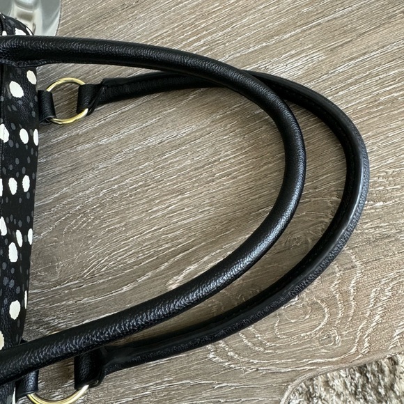 Betsy Johnson Purse Black & white polka dots  with Large Patent Bow Charm - Picture 7 of 13